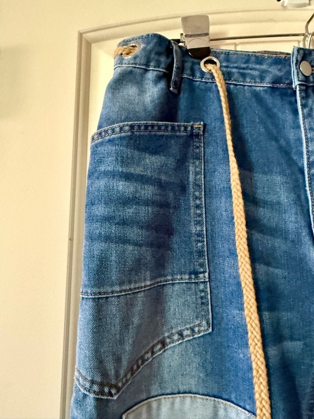 Patchwork Relaxed Denim Pants With Rope Belt - Picture 7 of 9